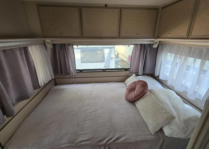 Caravan Near The Sea 2 * Углян