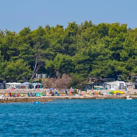 Caravan Near The Sea 2 Kamp